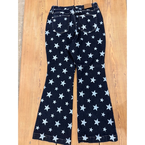 Judy Blue Dark Wash Star Print Flare Bell Bottom Denim Jeans Women's 16W - Picture 3 of 8